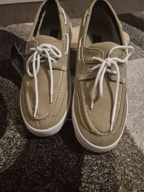 Beverly Hills Polo Club Tan Canvas Boat Shoes with White Laces